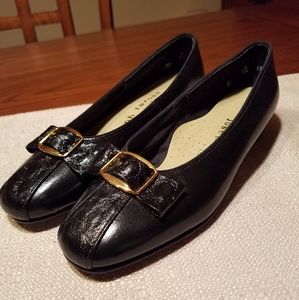 Vintage Joseph LaRose Pump (Dead Stock)